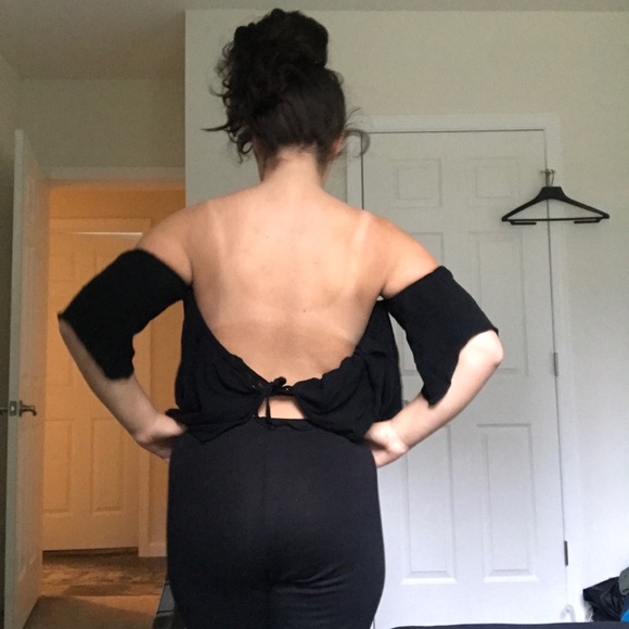 TOBI NWOT black off shoulder crop top medium - Picture 6 of 8